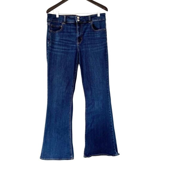 American Eagle Dark Wash Super Stretch Hi-Rise Artist Flare Denim Short Jeans - Picture 1 of 14